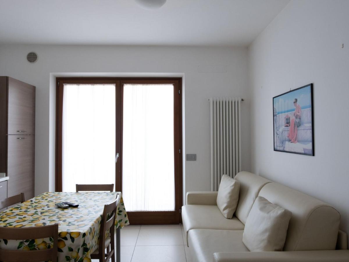 אסנצה די ברנצונה Locazione Turistica Casa Maria-3 By Interhome מראה חיצוני תמונה