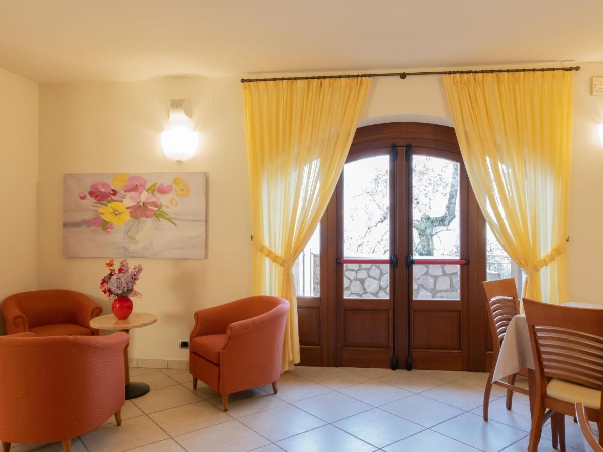 אסנצה די ברנצונה Locazione Turistica Casa Maria-3 By Interhome מראה חיצוני תמונה